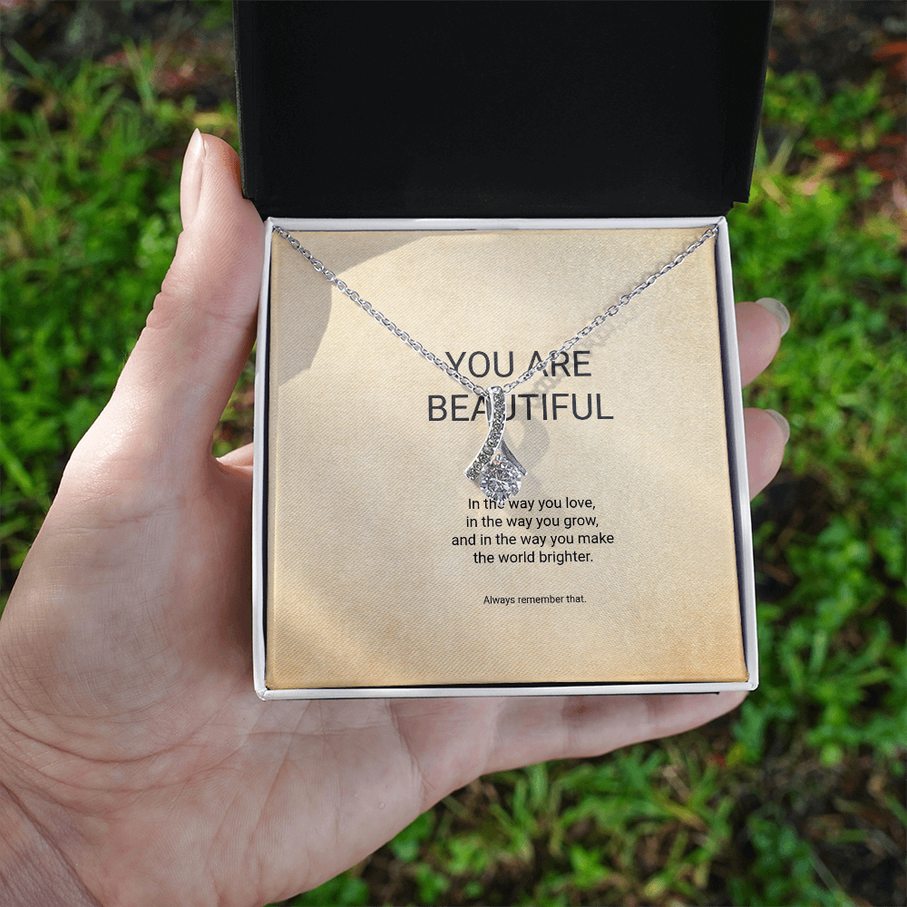 Alluring Beauty Necklace alternate view
